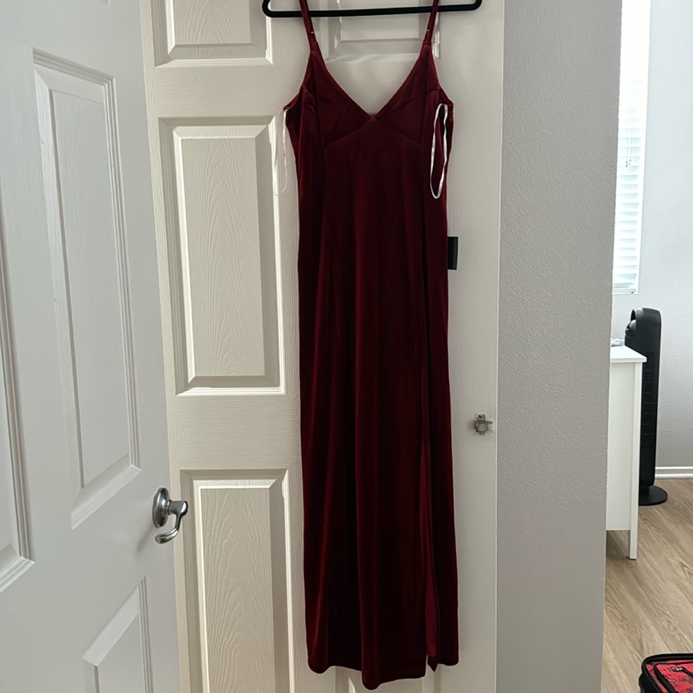 Floor length burgundy velvet dress by Lulus